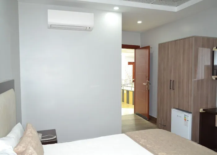 Kucuksaat فندق *